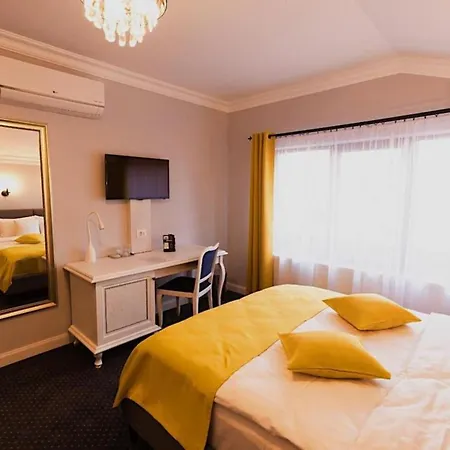 4cardinals Boutique 3* Braşov