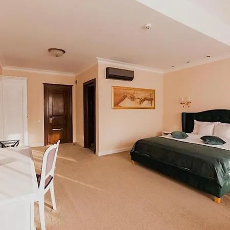 4cardinals Boutique Hotel